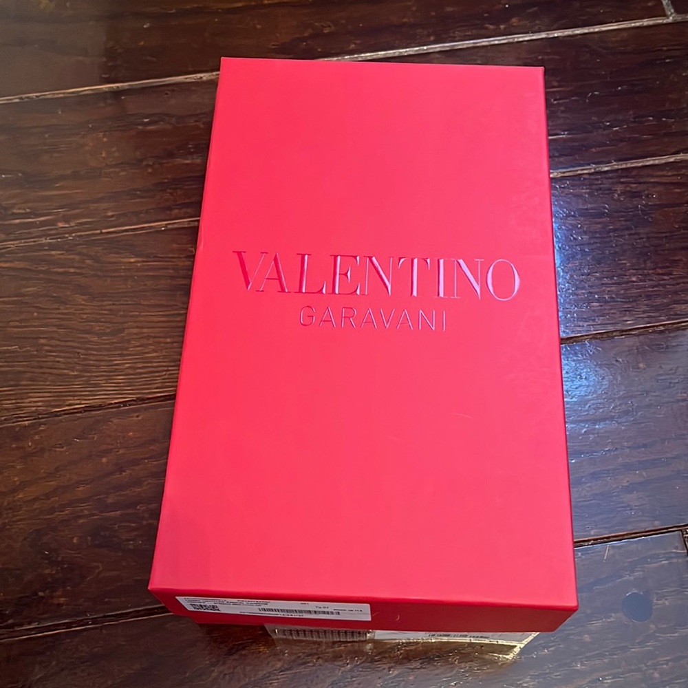 Valentino shoebox